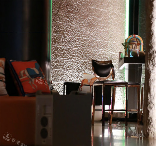 韓國(guó)herne皮膚科環(huán)境展示 韓國(guó)herne皮膚科環(huán)境展示