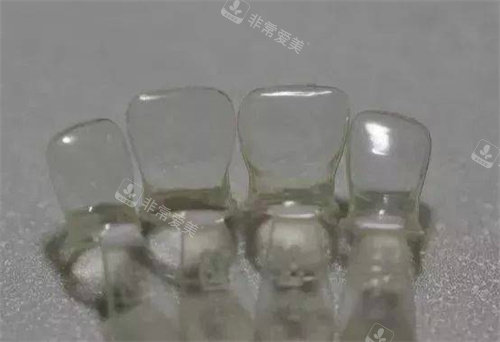儿童预成冠透明