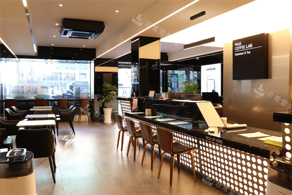 韓國pagelab醫(yī)院新論峴店大廳一角 韓國pagelab醫(yī)院新論峴店大廳一角