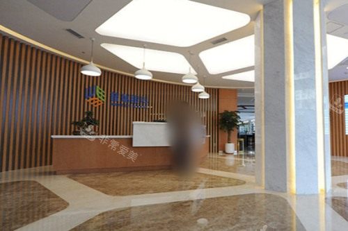 合肥普瑞眼科医院导诊台