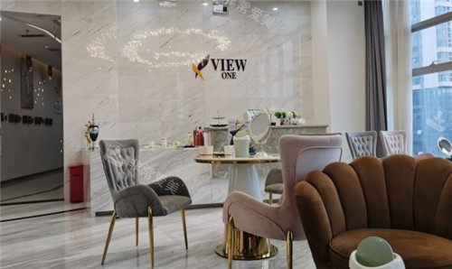 贵阳必妩整形等待区