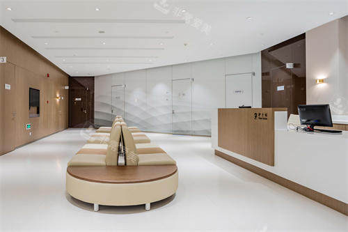 北京希玛林顺潮眼科医院候诊休息区环境