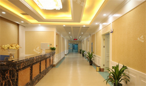 芜湖伊莱美整形服务台