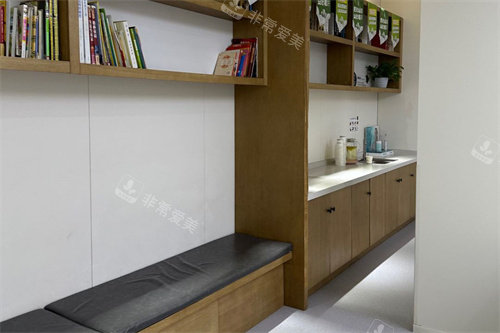 成都成华区极光口腔诊区休息区
