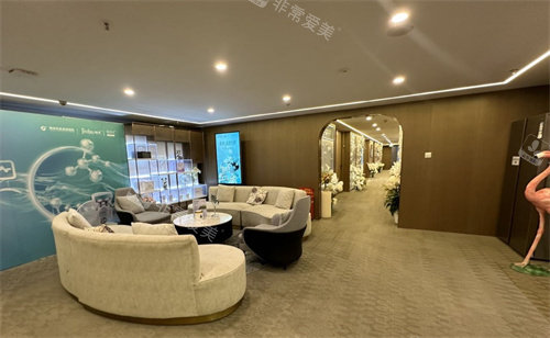 南京華美整形醫(yī)院等待區(qū) 南京華美整形醫(yī)院等待區(qū)