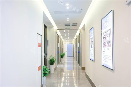 合肥华美嘉淮口腔医院走廊