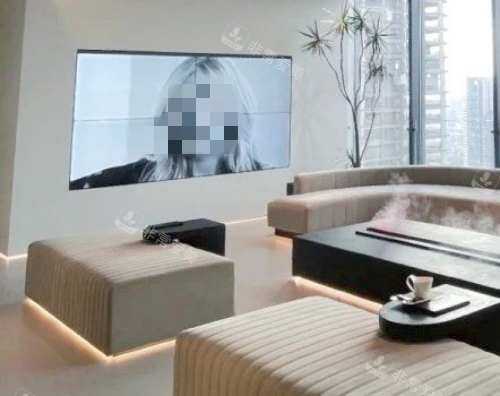 珠海韩妃医疗美容门诊部候诊区