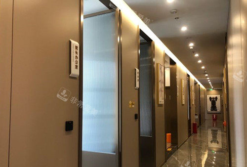 成都纯曦医疗美容内部过道环境