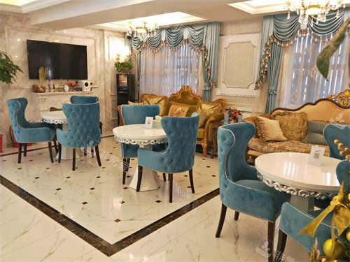 长沙梵童医疗美容休息候诊区