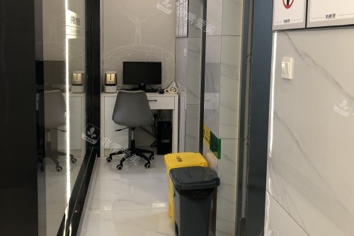 遵义金科口腔拍片室外