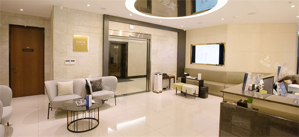 韩国sage皮肤科医院大厅