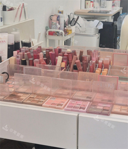 韩国MUPSY멉씨부산점化妆室