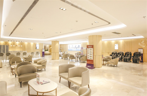 重庆华美整形外科医院大厅 重庆华美整形外科医院大厅