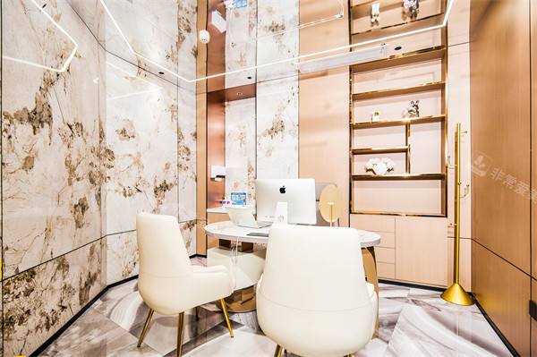 广州查尔曼新颜医疗美容面诊室 广州查尔曼新颜医疗美容面诊室