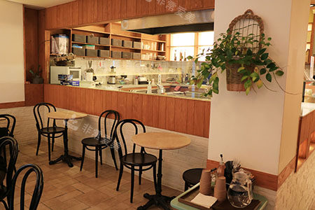 梨泰院SWEET EAST漏斗蛋糕甜品咖啡店吧臺(tái)廳 梨泰院SWEET EAST漏斗蛋糕甜品咖啡店吧臺(tái)廳