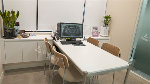 韩国NewYorkWhite牙科面诊室环境