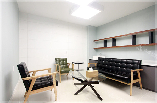 济州岛美丽皮肤科等待区