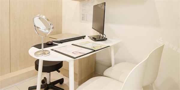 韩国圣水melting皮肤科面诊室