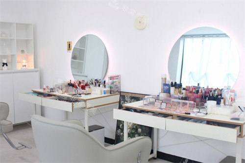 韩国baren化妆室化妆区域
