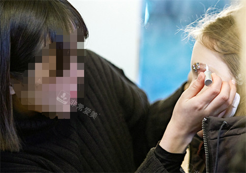 韩国柔和的情调妆容造型化妆体验