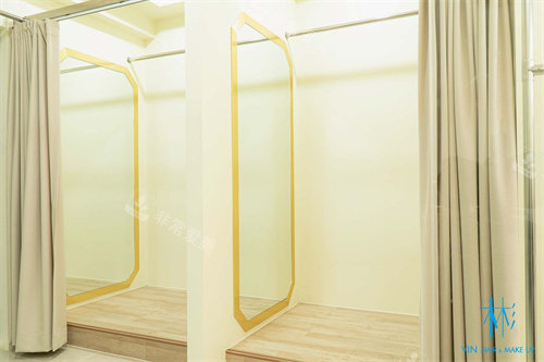 Vin化妆室换衣室