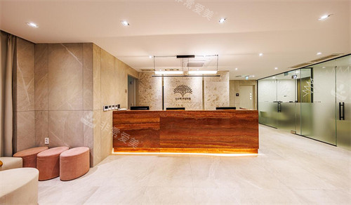 韩国信所爱女性医院前台图展示