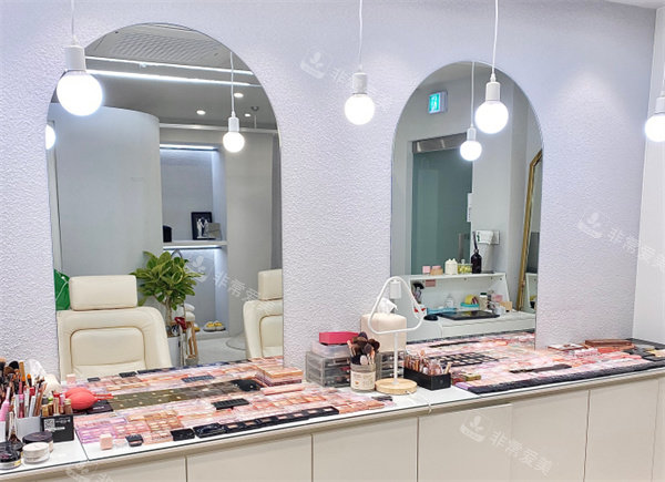 韩国MUTED化妆室化妆镜