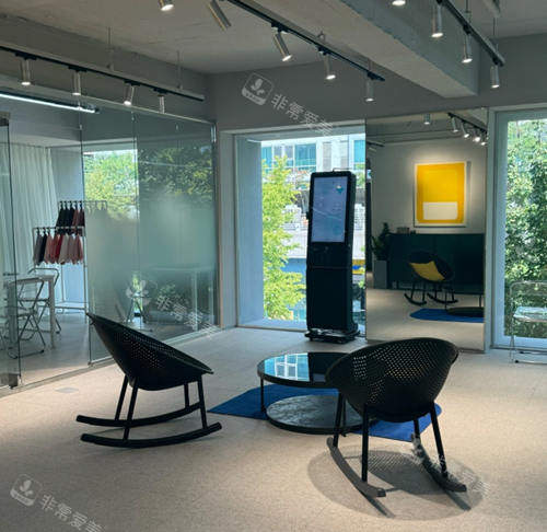 韩国Cocory弘大分店休息区