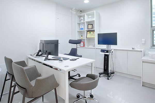 韩国釜山jeio整形外科面诊室环境