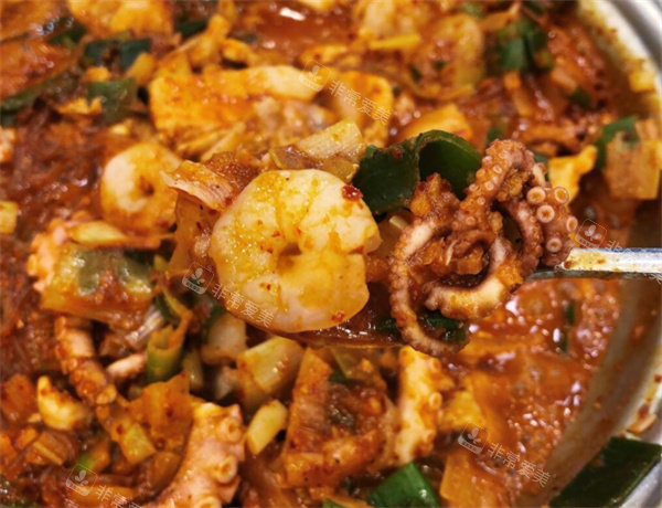 釜山蚂蚁窝章鱼锅