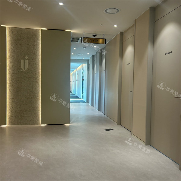 韩国明洞lijin皮肤科环境一角