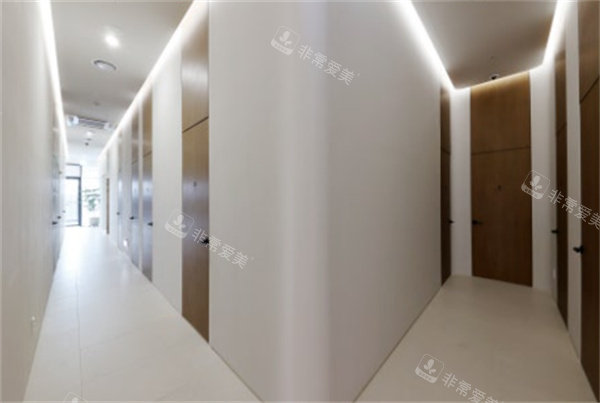 韩国仁川媄琳皮肤科走廊